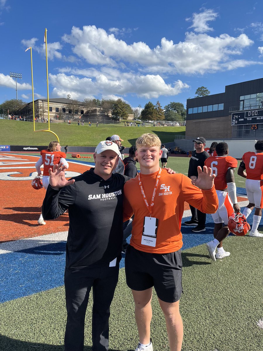 I had an Amazing time watching Sam Houston get the Win today!!! Thank you for the amazing hospitality @CoachHen_1 @BearkatsFB Can’t wait to be back!🟠🔵⚪️ #EatEmUpKats @CoachTMiller18