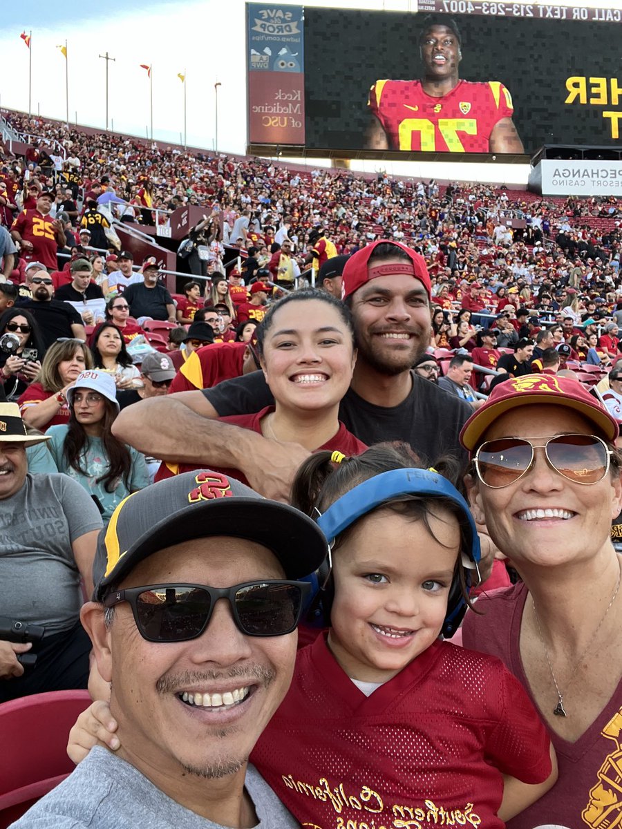 jaydogg6785's tweet photo. #USCSELFIE https://t.co/9KGSJEWnAf
