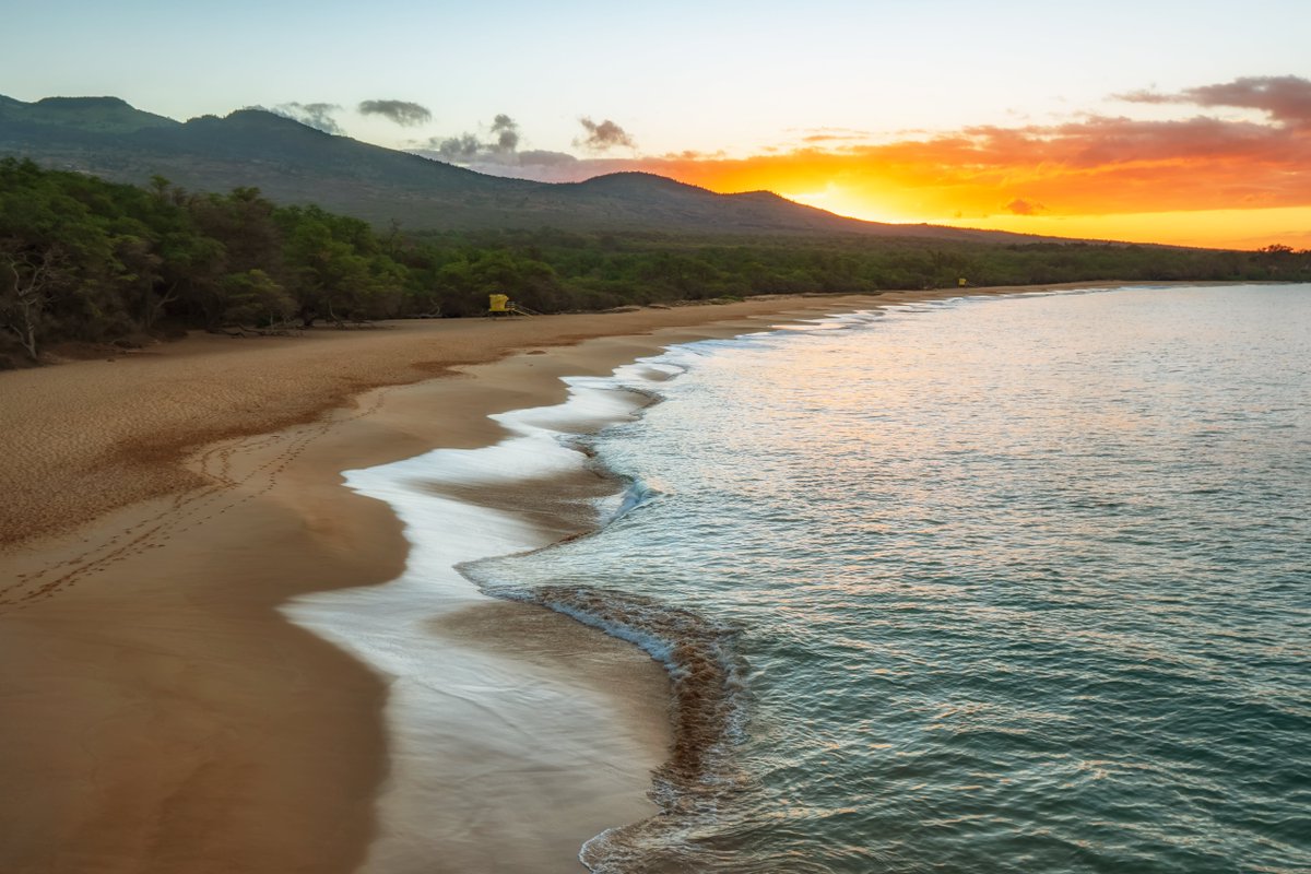 TravelNRelax's tweet image. Escape to the island of Maui and explore all it has to offer! 🌊 🤙 🏝
Visit: travelnrelax.com/family-travel
Read Blog: travelnrelax.com/blog
#endlesssummervibes in #Maui, Hawai&apos;i 🤙🏽☀️