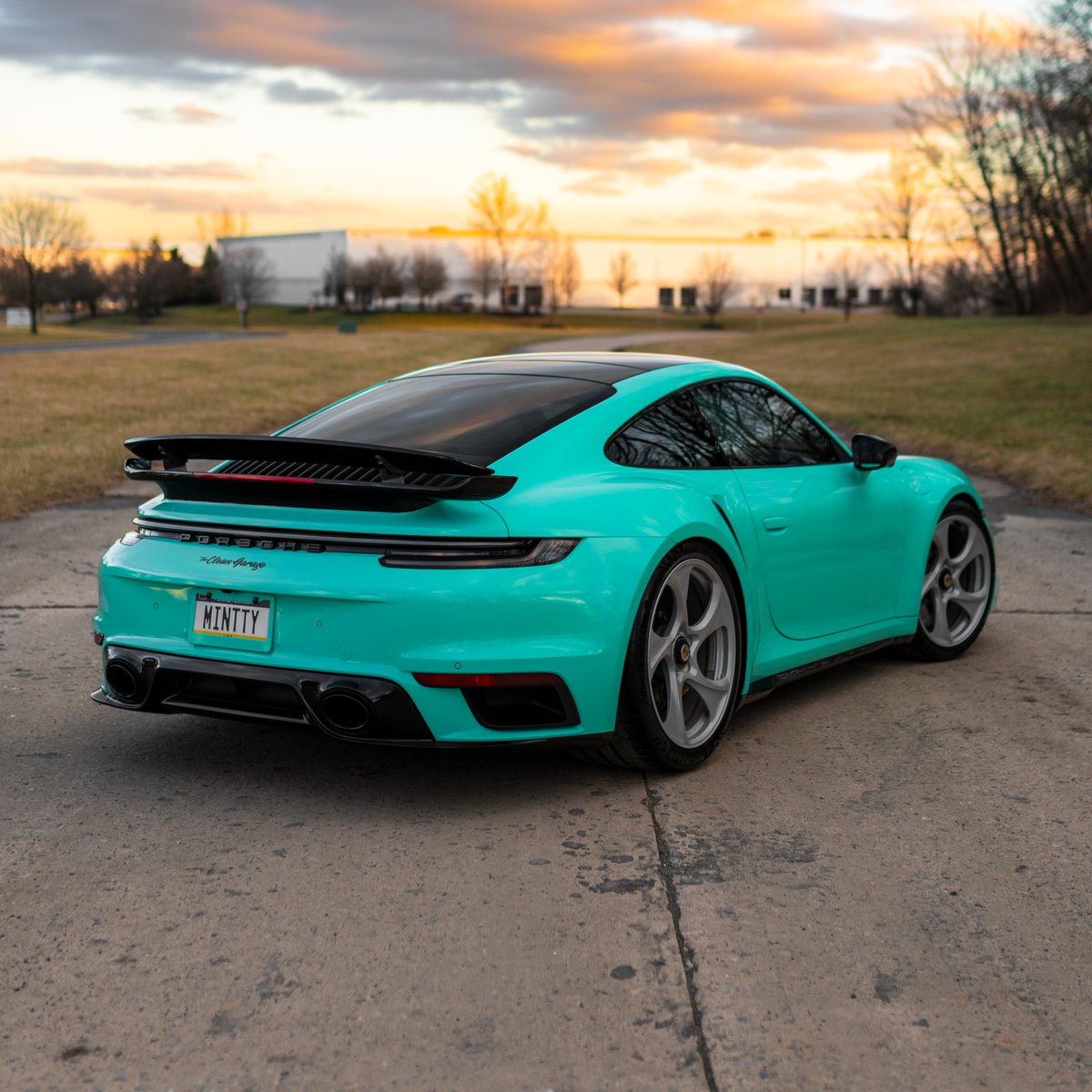 MetroRestyling's tweet photo. Porsche Wrapped in Orafol Gloss Mint Vinyl ๐ฅ
Wrapped by @scribblesanddrips
Owner: @thecleangarage
#metrorestyling #paintisdead #carwrap #carwraps #vinylwrap #vinylwraps #carwrapping #vinylwrapping #vehiclewrap #porsche #porschewrap #orafol #orafolwrap #glosswrap #bluewrap https://t.co/kZXbQmE04N