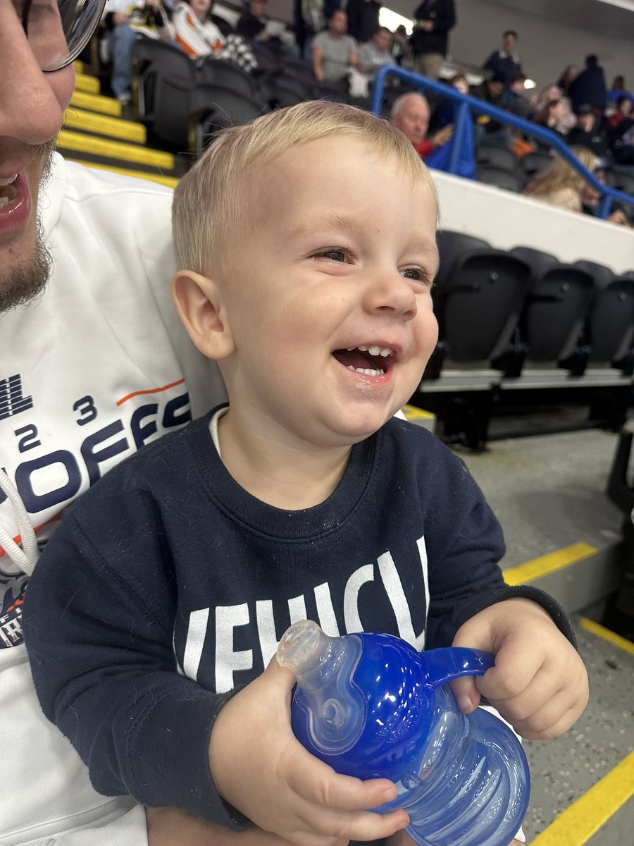 ashharringtonn's tweet photo. Smile of the night!
Section 1, Row E, Seat 14
@FlintFirebirds https://t.co/wCemcosba8