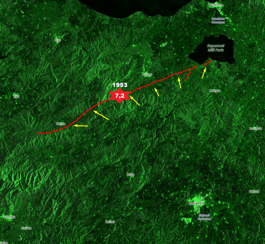 sismikveri's tweet photo. #BURSA  merkez 90 km Batı/50 km Doğu/50 km kuzey/80 km Kuzey Batı 
M=6,5+ geçmiş depremlerin en  yakın  tarihi 8 yıl,en uzak tarihi 452 yıl olarak hesaplanmıştır. Bursa 50 km Ø Alanda ortalama yıkıcı deprem aralığı 90 yıldır.
Her 400 yılda bir  ise  aşırı yıkım yapan #deprem ler  olmuştur.Yakın tarihte olanlar  ise 1953 Yenice/Gönen M=7.2 ve 1964 Manyas gölü Doğusunda M=6,9 depremlerdir.10 Yıl ara  ile olan depremlerin ilki olan 1953  gönen  fayının 7,2 büyüklüğünde sağ yönlü duğrultu atımı ile doğuya doğru bindirmesi ve  gerilim  aktarması sonucu 1964 depremi oluşmuştur.Bu depremlerin 30 ile 50 km doğusunda bulunan Mustafa Kemalpaşa  fayı ve  Ulubat  faylarında bar artışına  yol açmıştır.Bir sonraki depremlerin  bu faylar  üzerinde  gerçekleşmesi yüksek ihtimaldir.
Yalnız bizim esas  dikkat çekmek  istediğimiz  lokasyonlar ;
1999 Gölcük depreminden sonra batıdaki Armutlu bloğuna  binen  yük ve Zeytinbağı fayı,Gemlik fayı,Gençali fayı ve  Bursa  fayları üzerindeki stres artışıdır.Poisson olasılık dağılımı ve bir  çok algoritma  üzerinde  çalışılarak dün attığım twitte ki zaman/yüzde aralığına  ulaşılmıştır. Manyas ve Gönen depremleri ile aradan  geçen 59 yıl, ya da o fayların  deprem  tekrar  periyodu/Yamulma hızı  diğer  faylar  ile  ilişkilendirilemez.
Kopya: 
1953/1964/1999 da  sağ yönlü doğrultulu Hareket edip yürüyen  kütlelerin  ağırlığı ile bindirdiği bloğun ve  ağırlığının uyguladığı basıncı hesaplama  ile  başlayabilirsiniz. ;) 
Tam tersi Tezi öne sürenler var  ise  hesaplayıp Antitez  olarak yayınlayabilir.