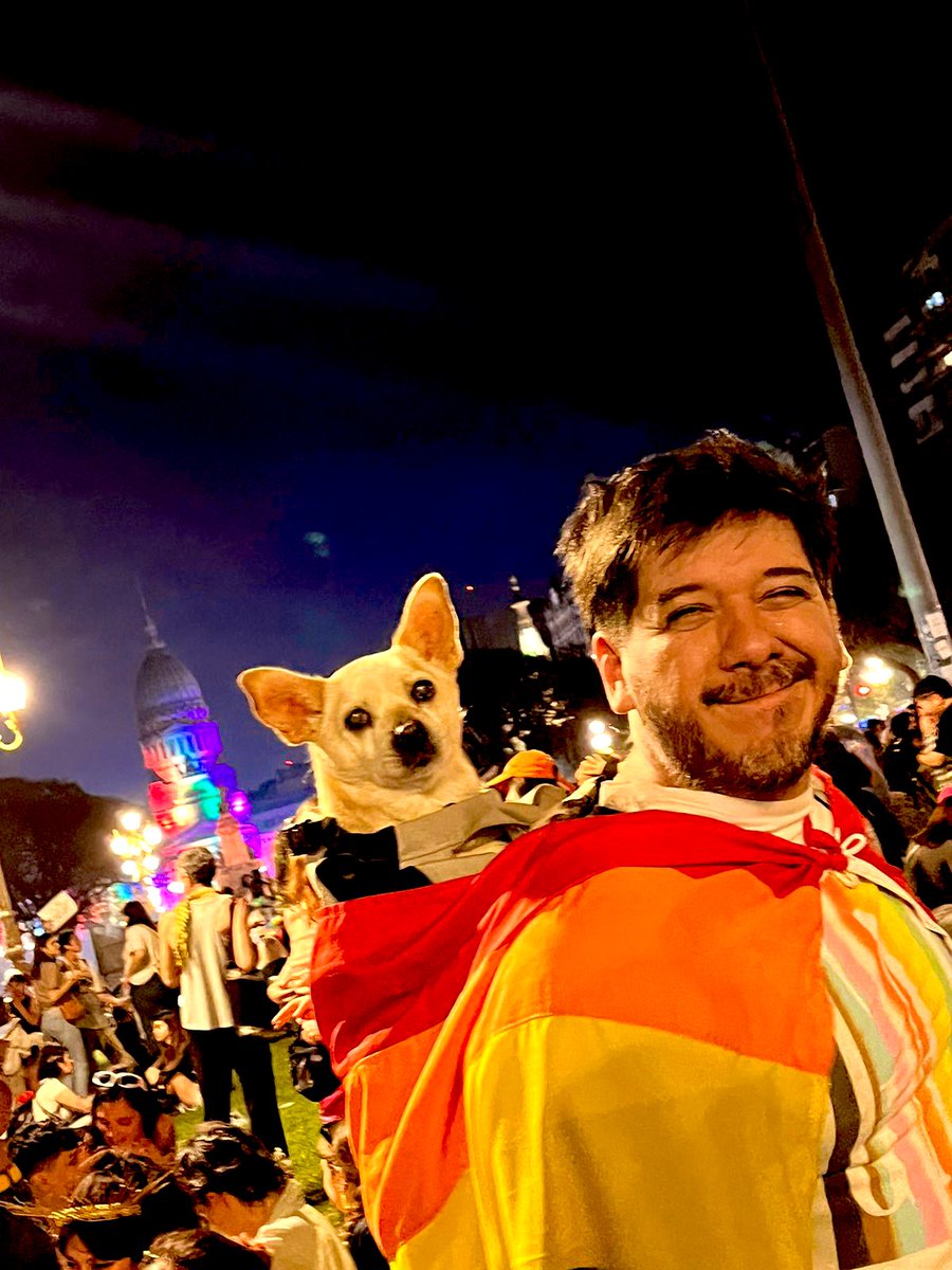 GeorgePelacho's tweet image. FELIZ DÍA DEL ORGULLO ARGENTINA 
#PRIDEARG #pride2023 putos y orgullosos