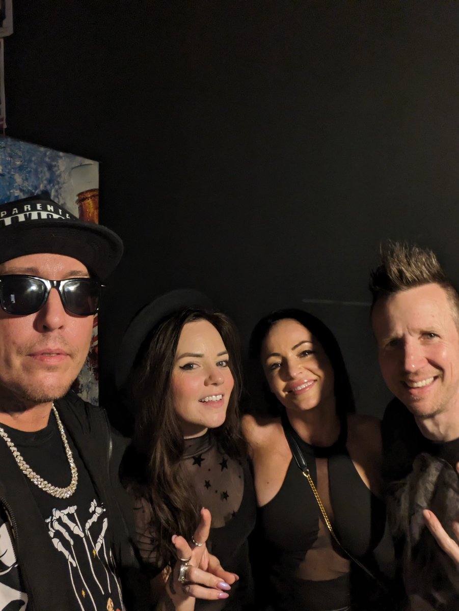 MESSINIAN (@mcmessinian) on Twitter photo Love <a href="/kjsawka/">KJ SAWKA</a> and these dope rapscallions. Good vibes in Vegas 💯🖤🎤🔪🔪🔪🔪 Love <a href="/kjsawka/">KJ SAWKA</a> and these dope rapscallions. Good vibes in Vegas 💯🖤🎤🔪🔪🔪🔪