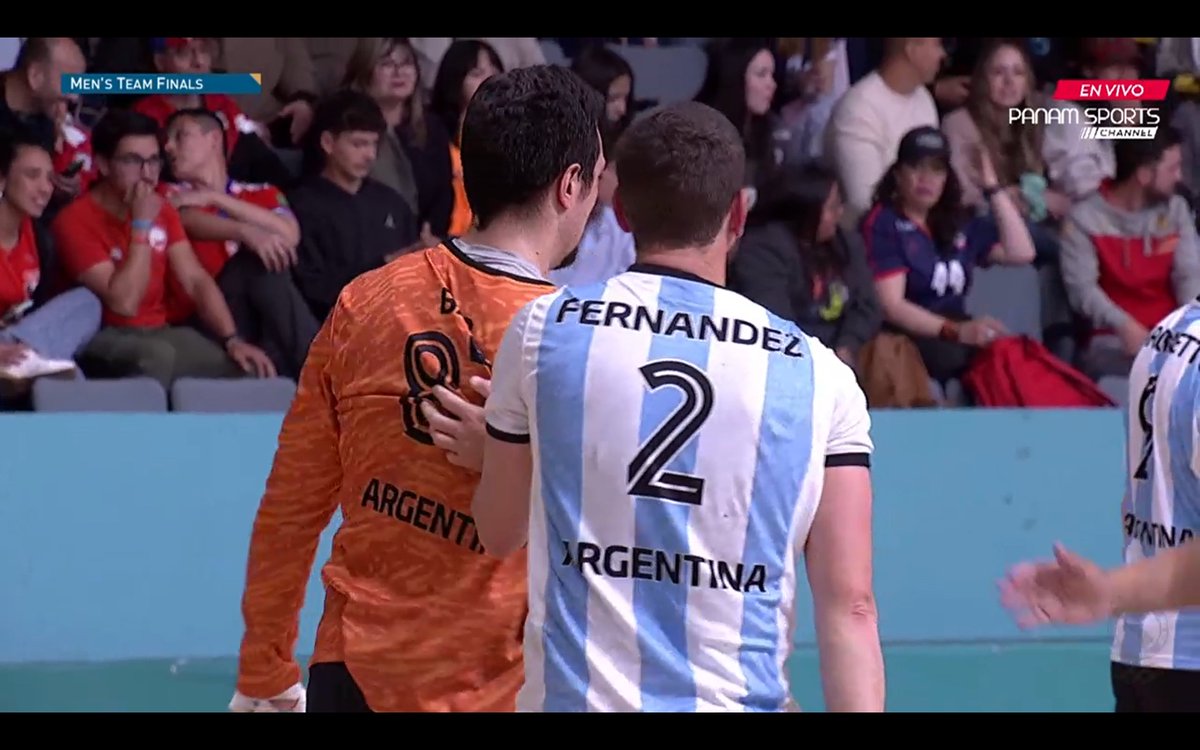PabloMMonti's tweet photo. ARGENTINA ES OLÍMPICO EN EL HANDBALL!!! OTRA VEZ!!! POR CUARTA VEZ CONSECUTIVA!!!
Qué locura!
MONSTRUOSO Bar, GIGANTES Bono y Fede Pizarro. Y sin Diego.
VAMOS ARGENTINA!!! https://t.co/v6Rkp42oQK