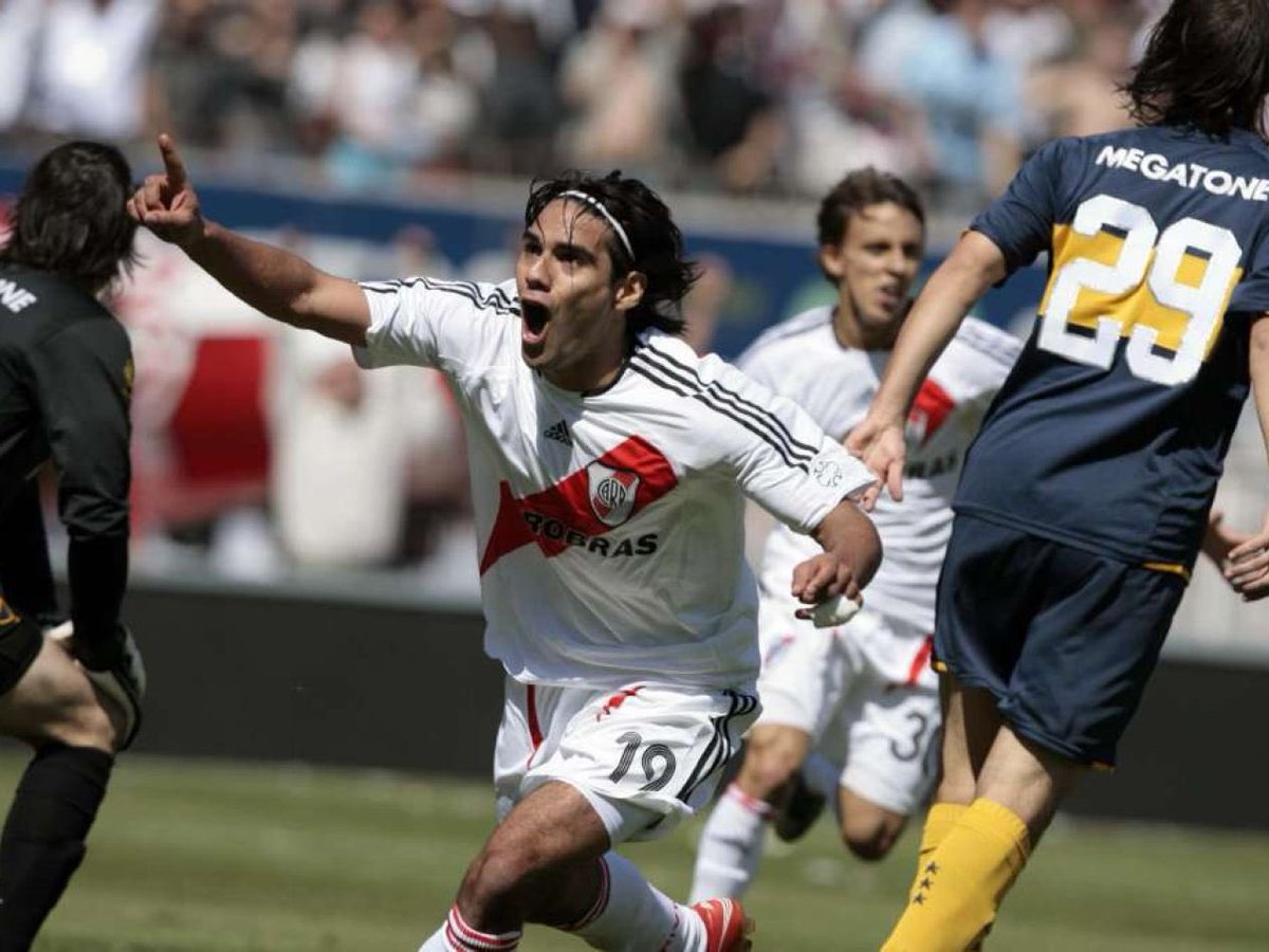 Marcoaese_'s tweet photo. Al final la única coincidencia que hubo de Boca en 2007 y este año fue que en ambos se tragaron toda la leche de River https://t.co/l5i8vnEvtk