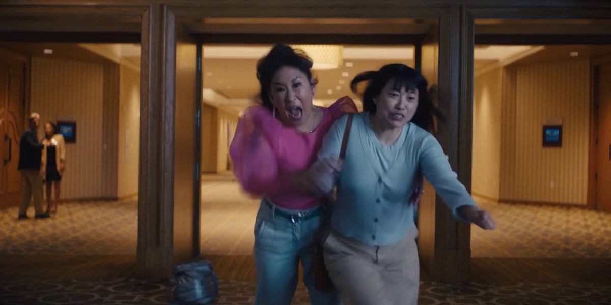 akospeterbencze's tweet photo. #QuizLady: A feel-good comedy done right. You know where the story is going from the start, but on its way, there are terrific laughs, unexpectedly heartfelt moments, and some uplifting self-actualization. Awkwafina and Sandra Oh have a natural chemistry that works flawlessly. https://t.co/oRCC5zv6qQ