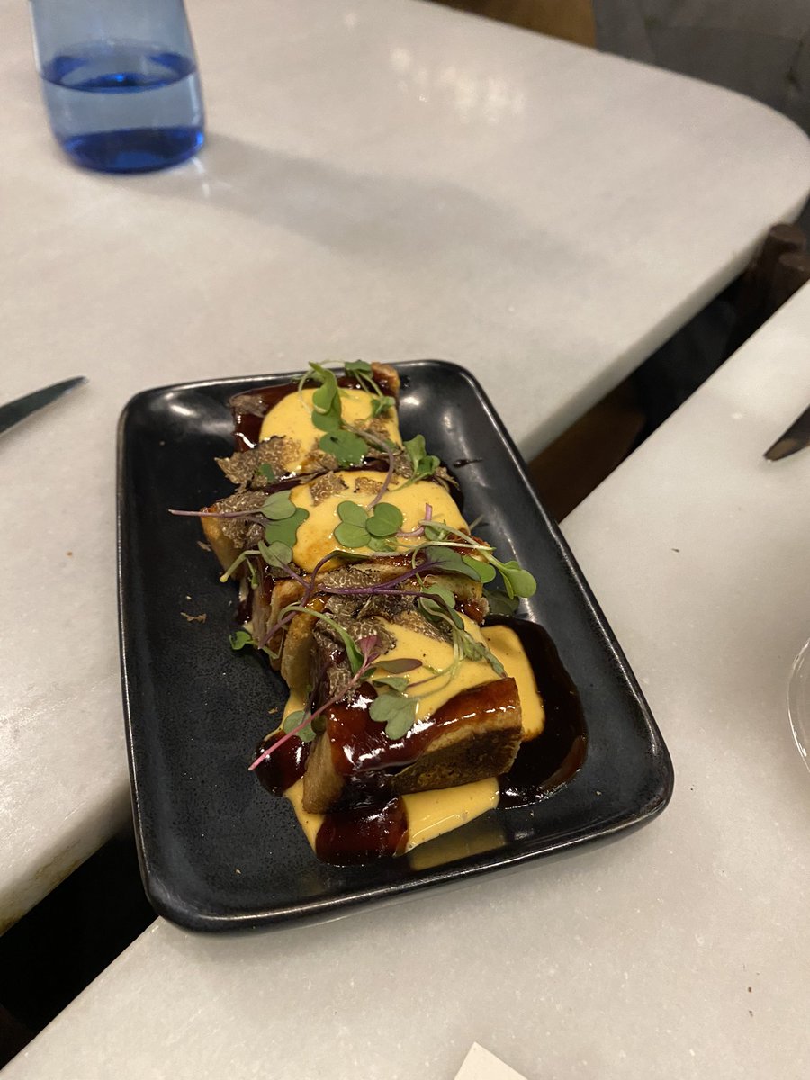 We’re heeeeeeeere! And we’re already eating all the food…#Orvay #scewc23