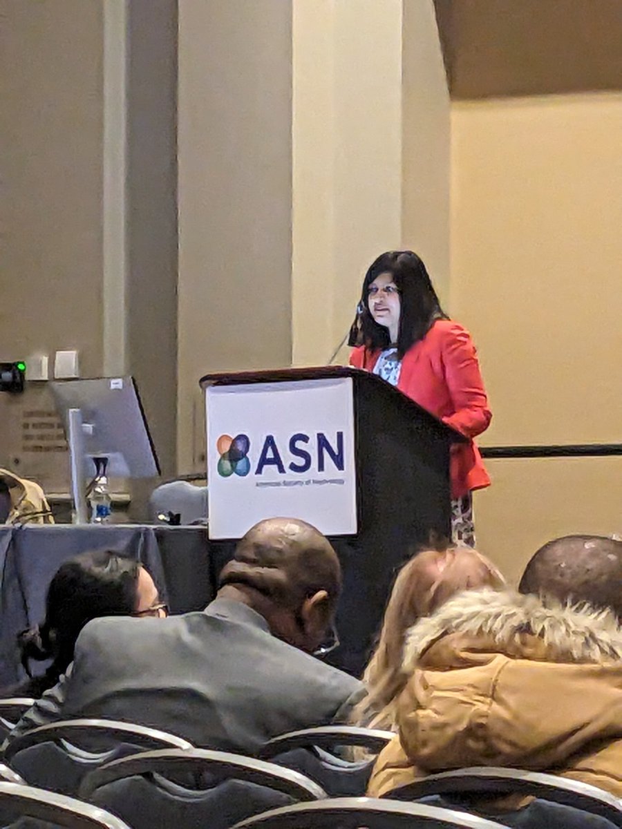 Insightful presentation by my research mentor @silvishah at #kidneyweek
You are inspiring and grateful for your career guidance! #ASN