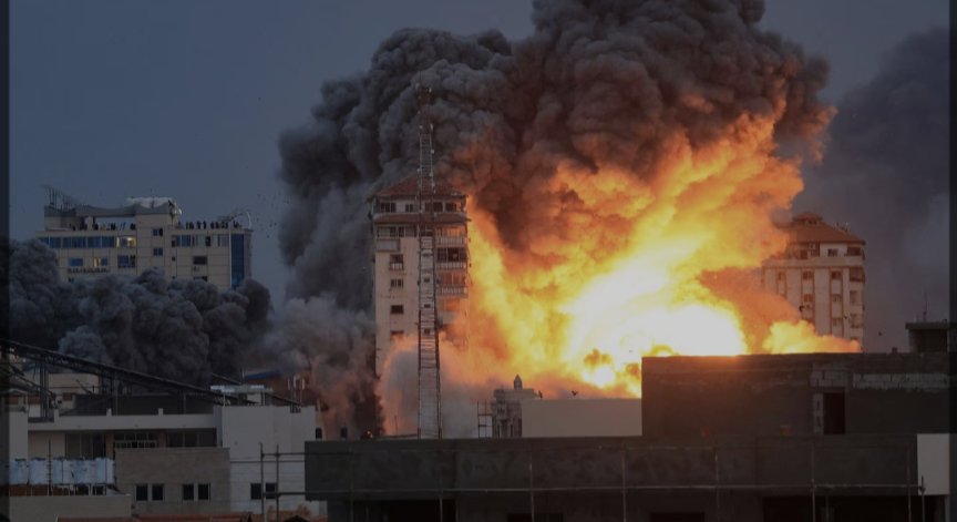 ShakmanRaed's tweet photo. @jordanbpeterson 
@benshapiro 
@piersmorgan 
@MattWalshBlog 
After years of the legit question of "What is a woman"
My question is: Are you a man? Man enough to condemn this madness!
2+ million bombed with an equivalent of 2 nuclear bombs &amp; 9.5K murdered!
Man up &amp; say something https://t.co/vpxwOxkMeF
