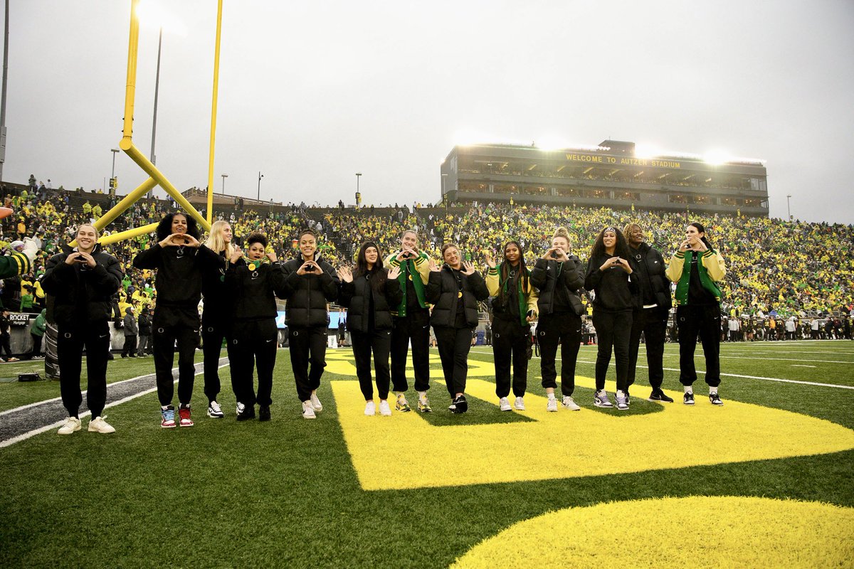 OregonWBB tweet picture