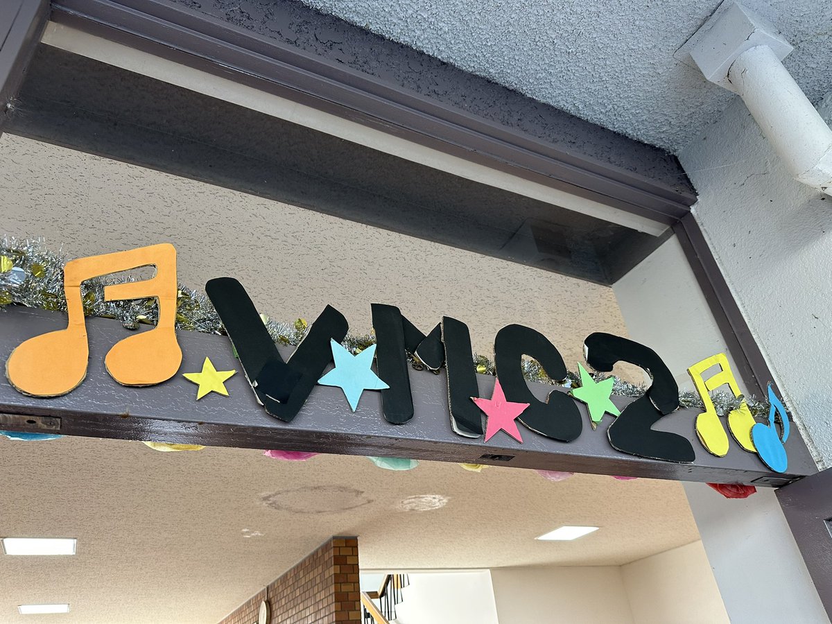 vmc2_au's tweet photo. おはようございます✨
本日、学祭2日目です！！
10時30分開演です🎶
ぜひきてね😊 https://t.co/PO3rp0yrOt