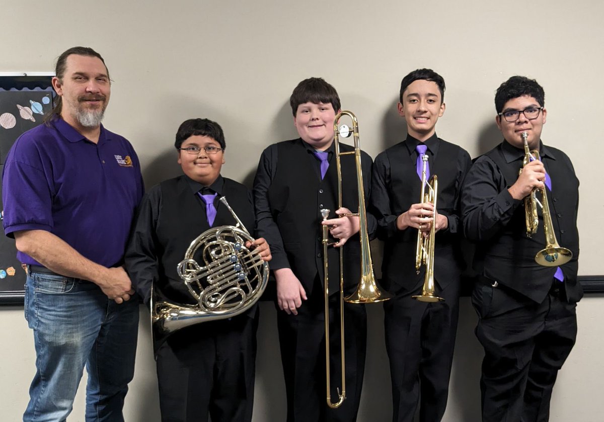 Region Band 🎵 🎼 🎶 🎺 

We are so proud of our mighty Lion 🦁 band members! Don’t they look sharp! Thankful for our amazing Head Band Director Mr. Tienor and assistant band directors Mr. Ceballos and Mrs. Salinas! 

#LewisRising #Excellence