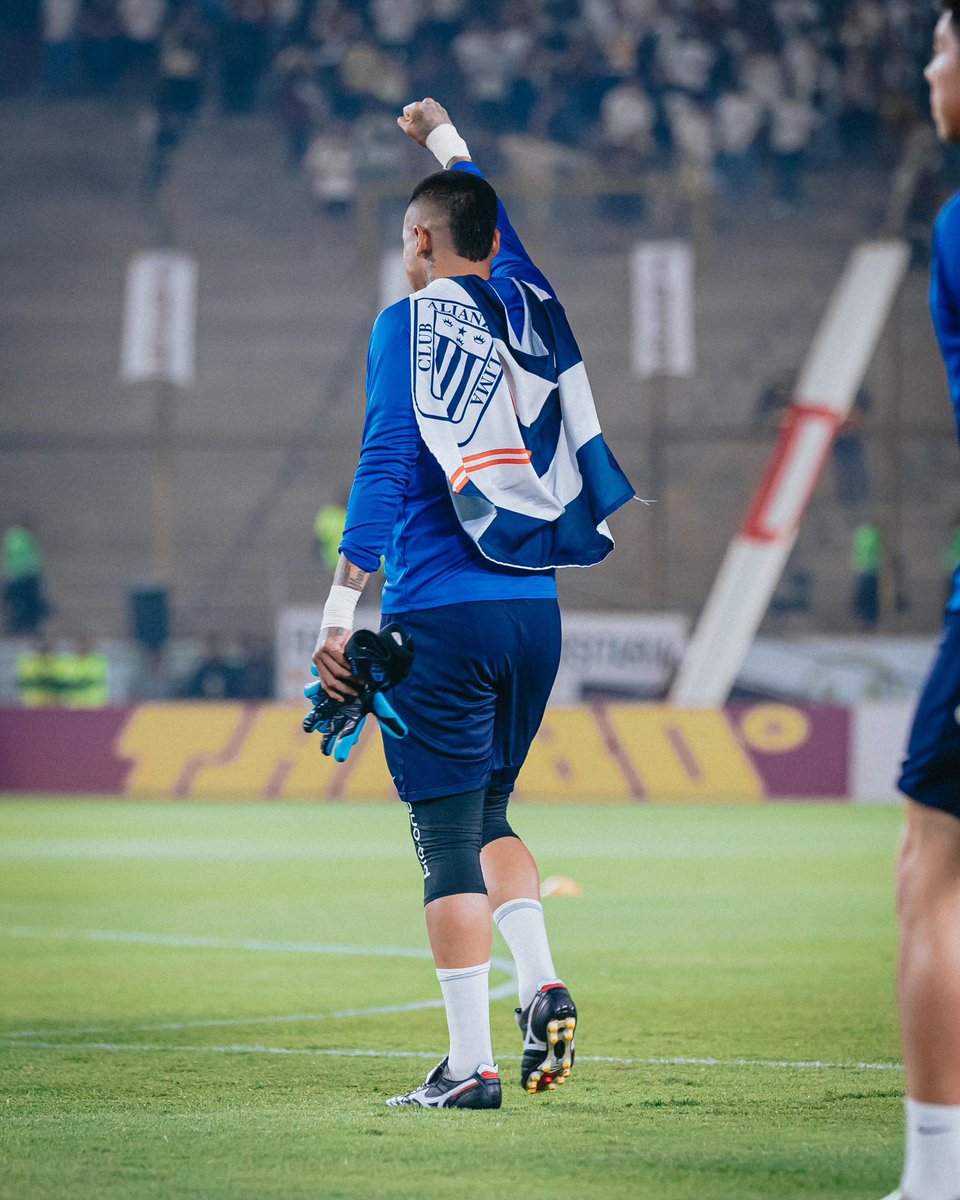 ClubALoficial's tweet photo. ¡𝗦𝗔𝗟𝗜𝗜𝗜𝗜𝗜𝗜𝗠𝗢𝗢𝗢𝗢𝗢𝗦𝗦! 🤜🏾🤛🏾

#LaHistoriaLaHacemosNosotros
#PorElTri
#JuntosHastaElFinAL https://t.co/OsIZtmjLar
