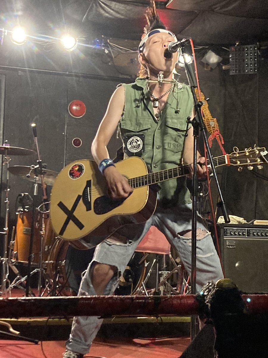 mugendai_boy's tweet photo. 昨日は藤枝に対バンライブを観に。
今回もたくさんの素晴らしいアーティストに出会えました😊
楽しい時間をありがとう😊
#nontangasuki
#overworkers
#晴志
#108寸の恋 https://t.co/Ir4UcFWXCL