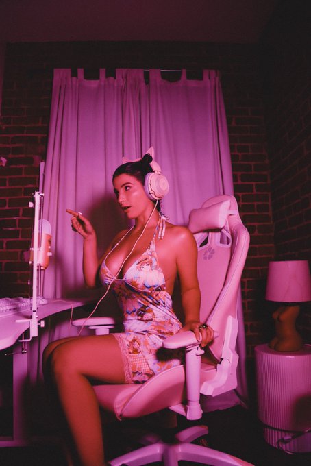 🎮 https://t.co/v9zP3CJNP1 👾 https://t.co/UYCvl8C2hP