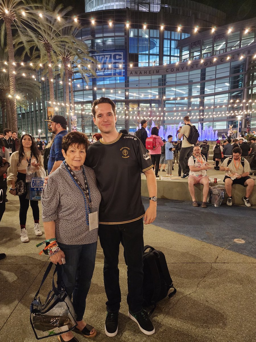Finally. <a href="/EllesmereGaming/">Ellesmere</a>  you are so kind and awesome.  Thank you for your friendship.  #BlizzCon23
