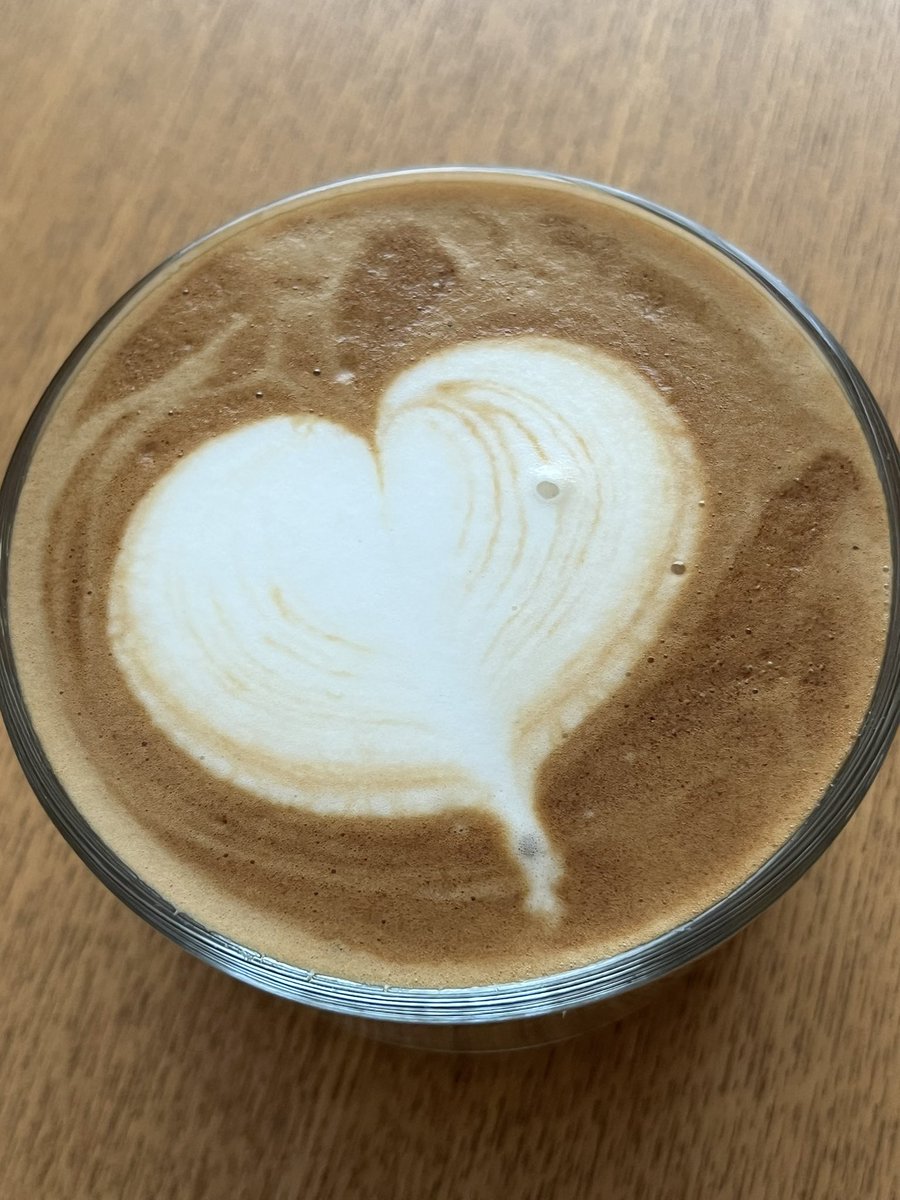 root_integral's tweet image. 最近ラテアート描けるようになってきた〜