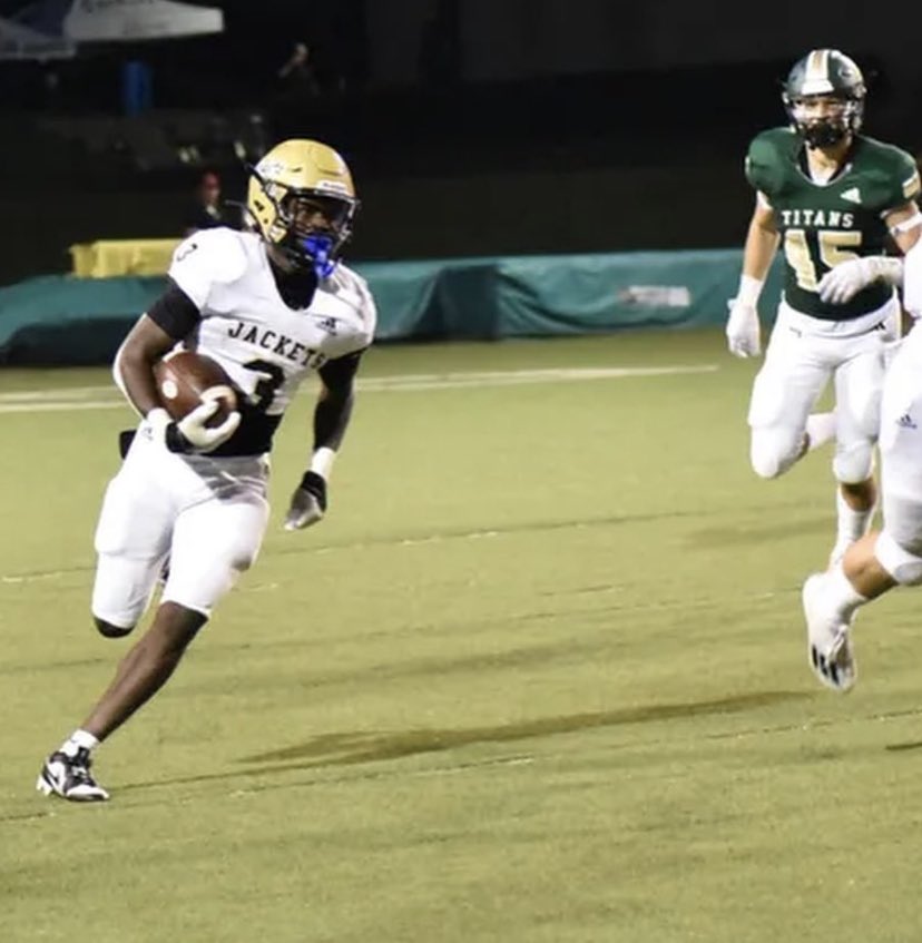 CalhounFBWIRE's tweet photo. •All-Region Jackets•

Offensive POY
EMAREE WINSTON TE 

1st Team
TREY TOWNSEND QB
CADEN WILLIAMS RB
CHRISTIAN SMITH LB
KRISTYANE GREGORY DL
COHEN CHADWICK DB
ISAAC GREEN DB

2nd Team
JUSTIN BEASLEY WR
CHRISTIAN BELL OL
SAGER QUINN DL
ALEC UPSHAW LB
MAKADAN GRIFFIN DB https://t.co/3R8jvmcEBT