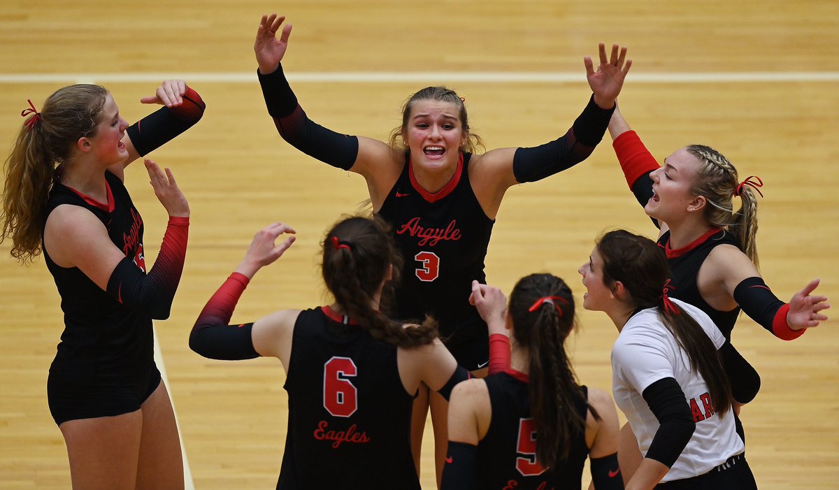 coach_kparis's tweet image. 🚨Regional Quarterfinal Round 
🏐 Argyle vs. Grapevine High School
📅Tuesday, November 7th
⏰6:30 PM
📍Saginaw High School

We need ALL the A-town support!!! So come show your lady eagles some love this Tuesday night as we battle it out!! ❤️🖤🏐