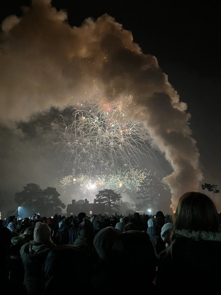 BrockBonfireLtd's tweet image. Thank you coming, see you all next year.