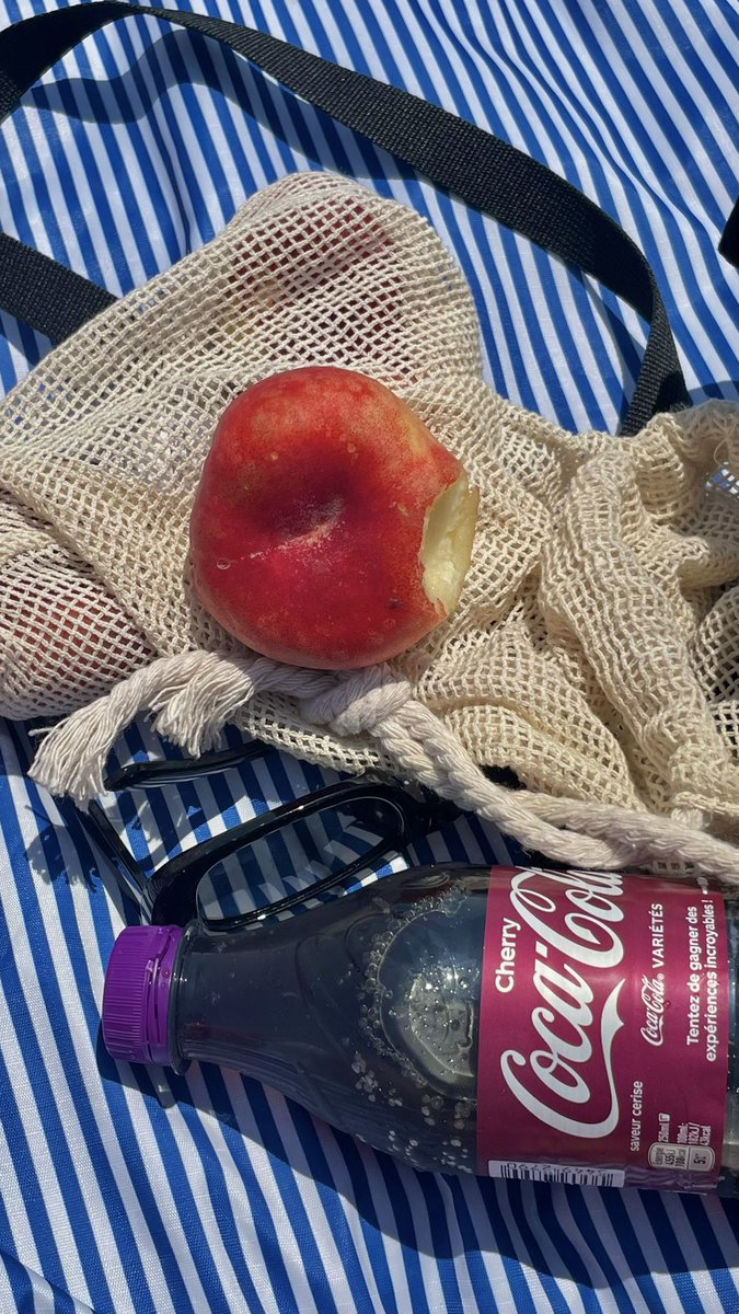 날이 추워지니 니스가 그리워진다