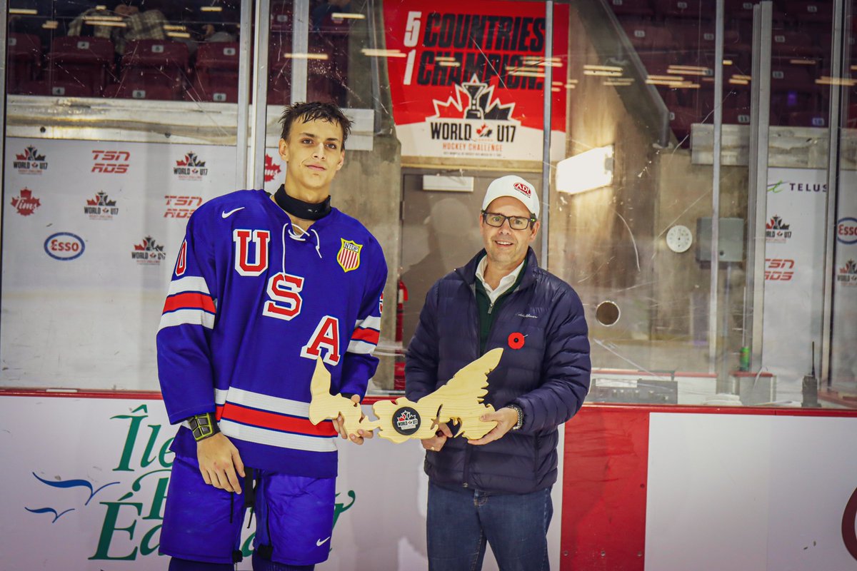 PLAYER OF THE GAMES 🏆

🇫🇮 - Jonas Rajala 
🇺🇸 - William Moore

Another HUGE thank you to <a href="/ADL_PEI/">ADL_PEI</a> and Chad Mann for being the proud sponsor of tonight’s Finland vs USA showdown!

#CUPEvents | <a href="/HockeyCanada/">Hockey Canada</a>