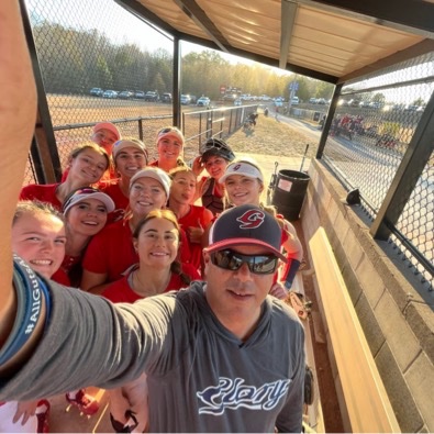 3-0 on the day! What a great day in all aspects! The pitchers struck out 15 batters, while only giving up 3ER! Offense was on fire today scoring 18 runs! Excited for another  great day of softball tomorrow, we have games at 8am and 11am, come on out, would love to see you there!