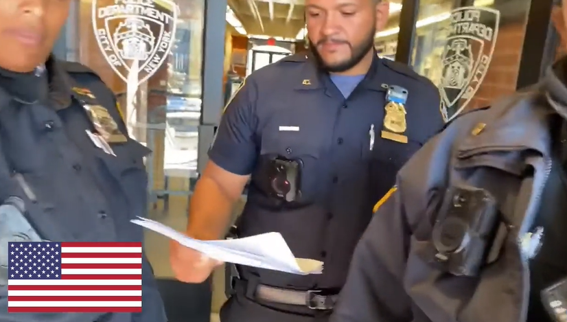 LiveONE_TV's tweet image. 🚨A New York judge ruled yesterday that members of the public can record video inside New York Police precincts in public areas.

The ruling is the result of independent journalist and First Amendment auditor Sean Reyes from Long Island NY who has made a full time career…