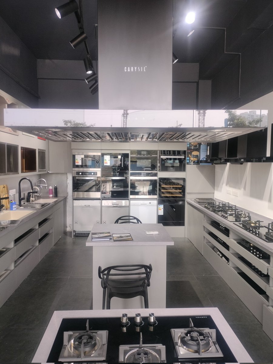 arungup27362106's tweet image. 3rd outlet of carysil in pune kharadi.
Opening yet to be done.
Q2 again increase stek DII,FII AND MF 
Anyone in Mumbai there is one exhibition.
#Carysil
#stocks
#small_cap