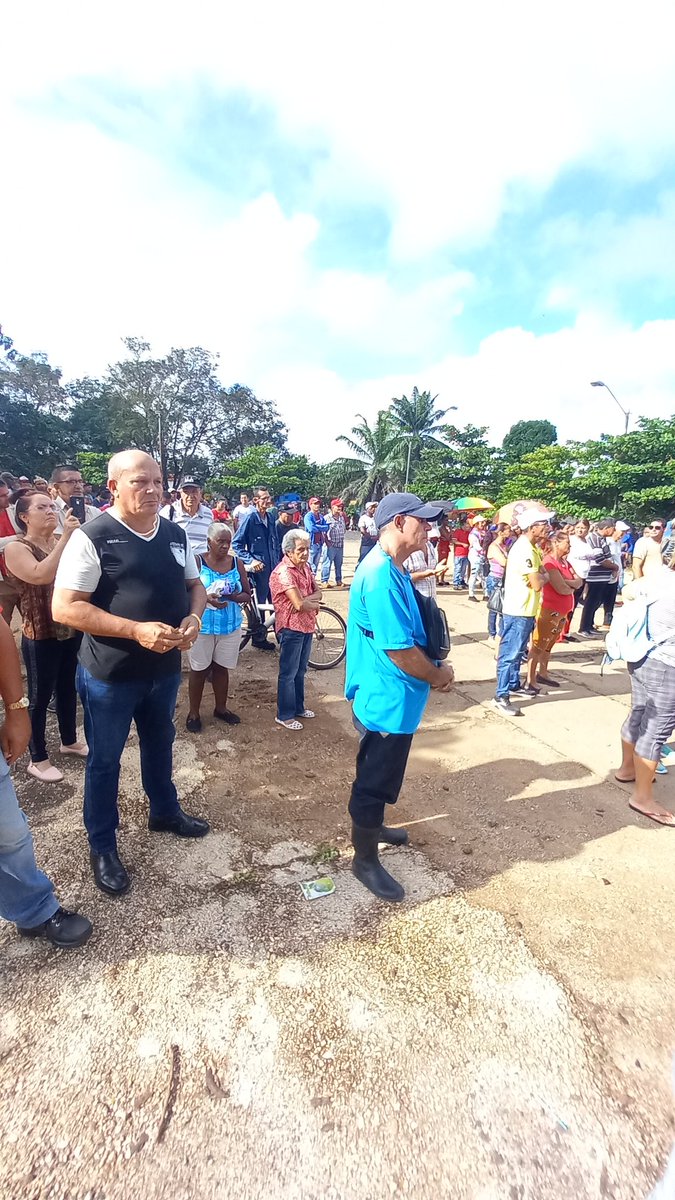 socialismo

“La defensa del país no es un fenómeno exclusivamente militar, es ante todo un conjunto de medidas de carácter político, económico.. por ello se realizaron actividades de preparación para la defensa en el Consejo Popular Ceballos #EmpresaAgroindustrialDCeballos

￼