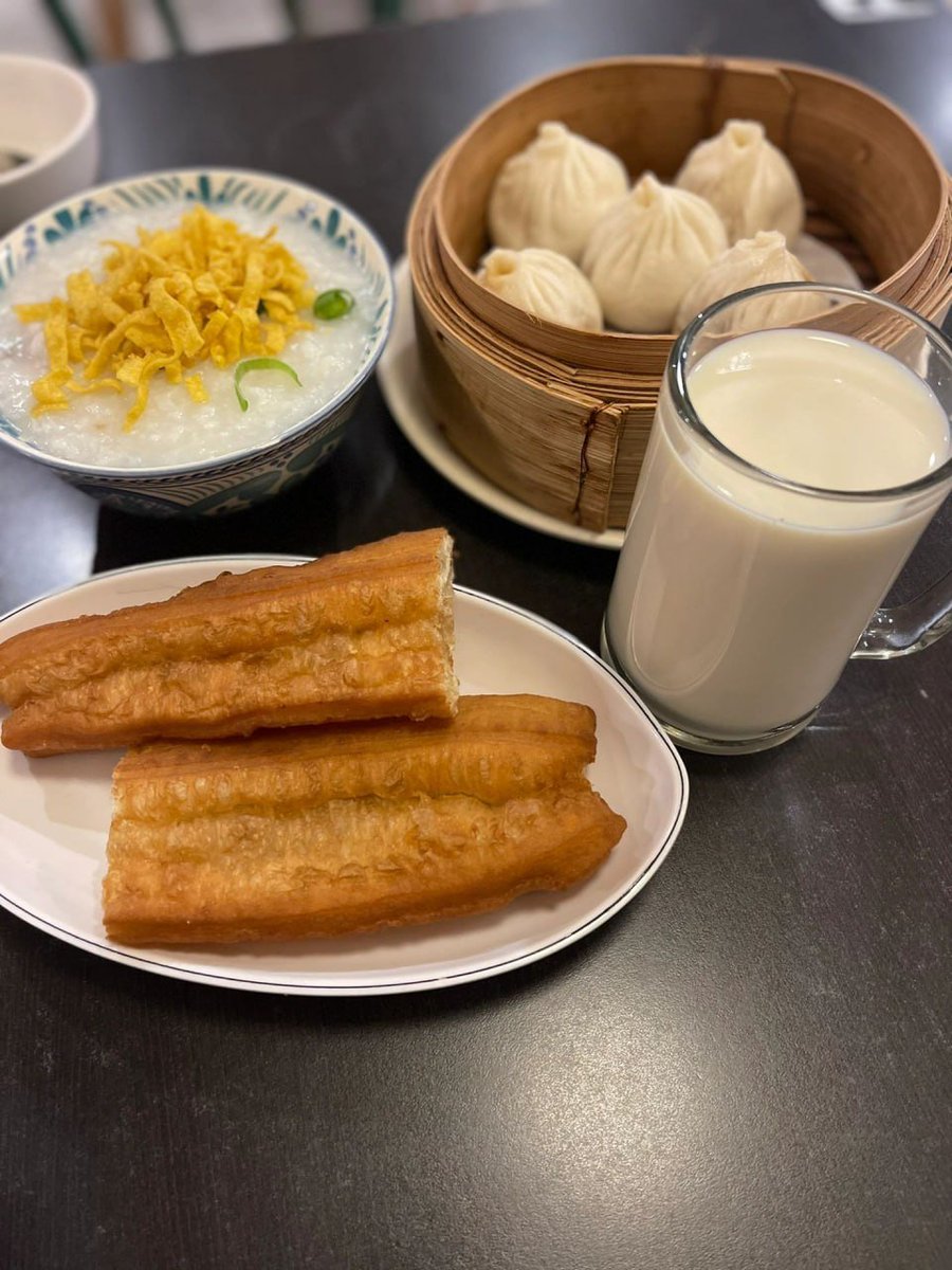 With the ritual sense of breakfast, the day's life will be full of steam.