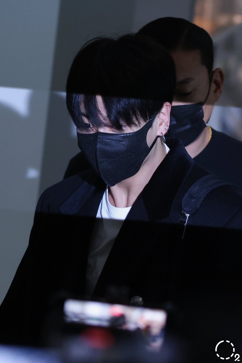 _oxygenO2's tweet image. 231105 정국 인천 출국

ᙏ̤̫͚✧ ₊⁺  

#정국 #JK #BTS #방탄소년단 
@BTS_twt