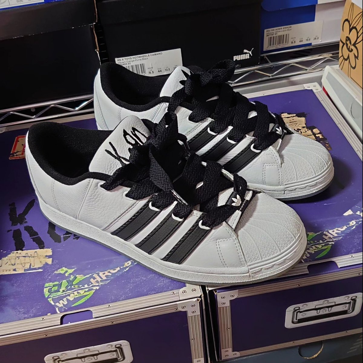 adidas x KornのSupermodified がよすぎて今年2月に復刻してた通常の