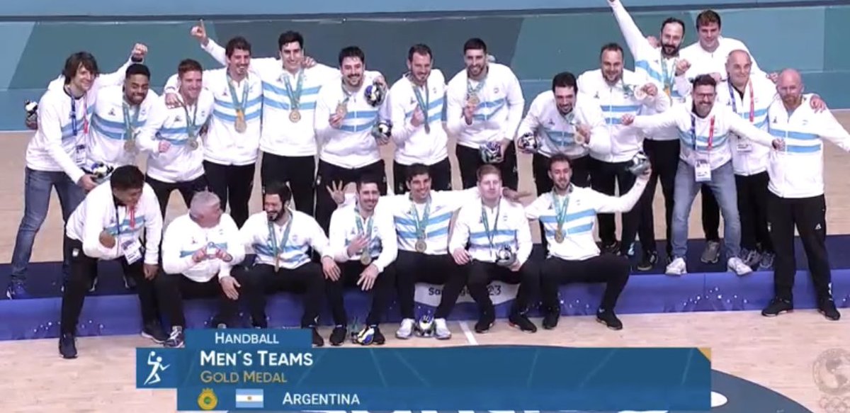 No alcanzan los adjetivos para lo que hicieron hoy Los Gladiadores. 

Redujeron a una enorme selección brasileña y sacaron pasaje a París. 

Una master class del equipo de <a href="/MilanoGuille/">Guille Milano</a>, a quien unos cuantos deberían pedirle perdón. Por tanta subestimación y falta de respeto.

🥂