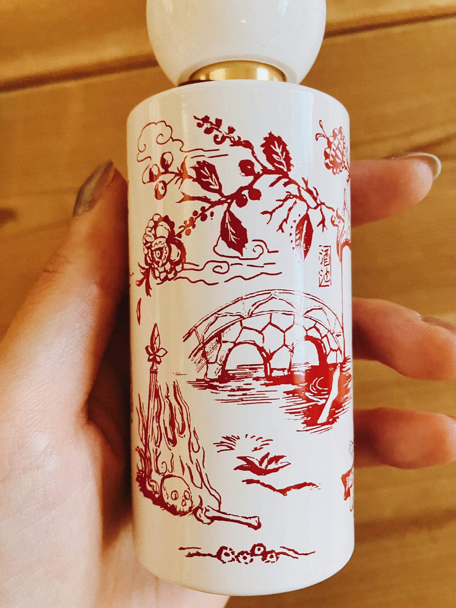 ファタリテ オードパルファン 酒池肉林 Fatalite オードパルファン「酒池肉林」公式通販 50mL / 13,200円