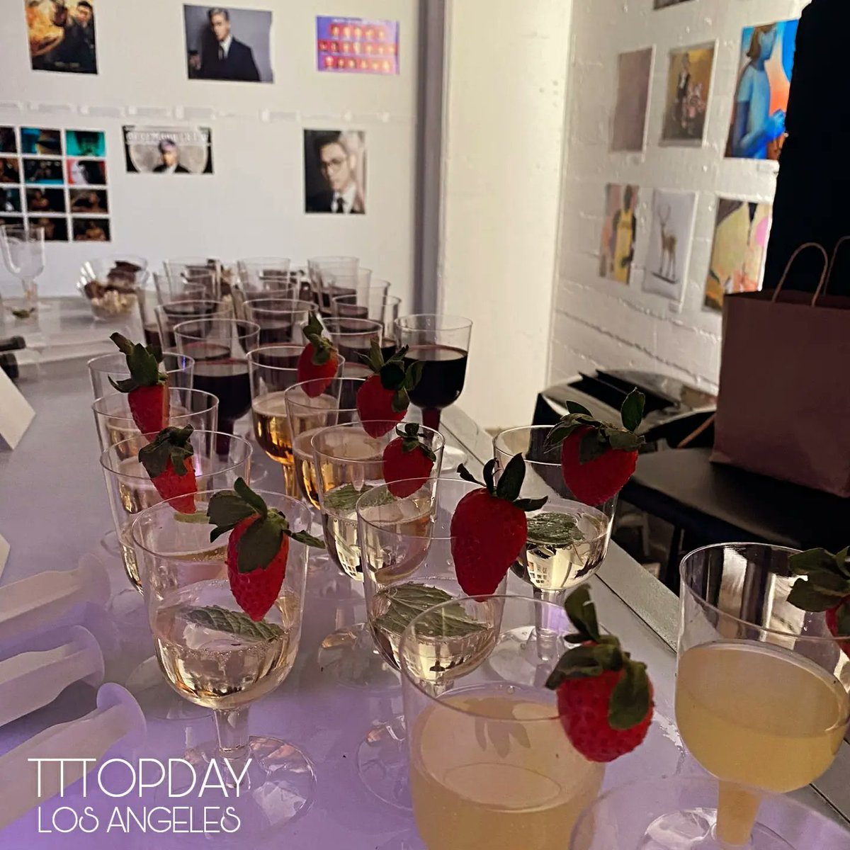 TTTOPSUPPORT's tweet photo. #TTTOPDAY_LA ๐ฅ
We're celebrating T.O.P's Birthday here in LA โฃ
@tttopday_la ๐ฅ https://t.co/Otsde4Hhoh