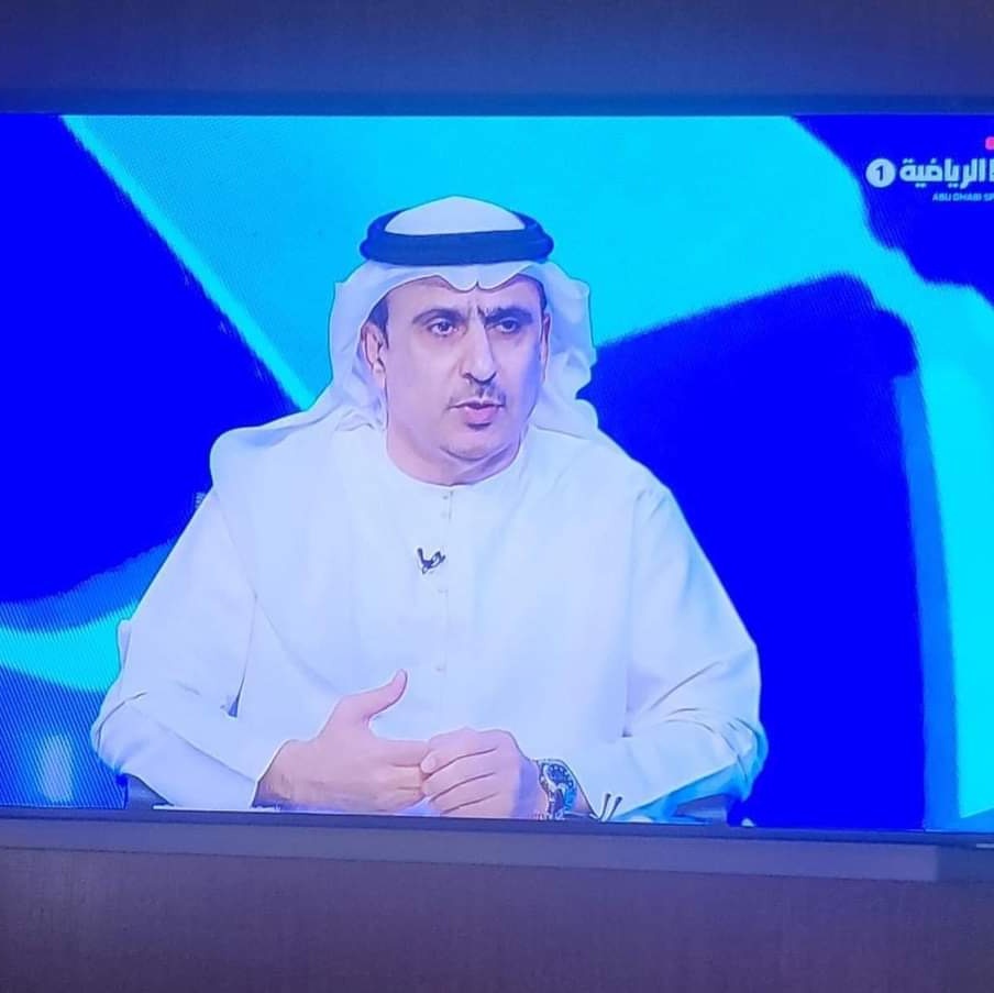 FootbalDevils's tweet photo. Abu Dhabi Sport have their own Gary Neville! 😂 https://t.co/XD9Ky0BKfG