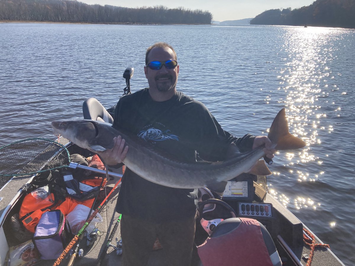 Heeytzee's tweet photo. Boom! 6 fish day with a triple. Biggest 55”. https://t.co/7g2BZyfWbc