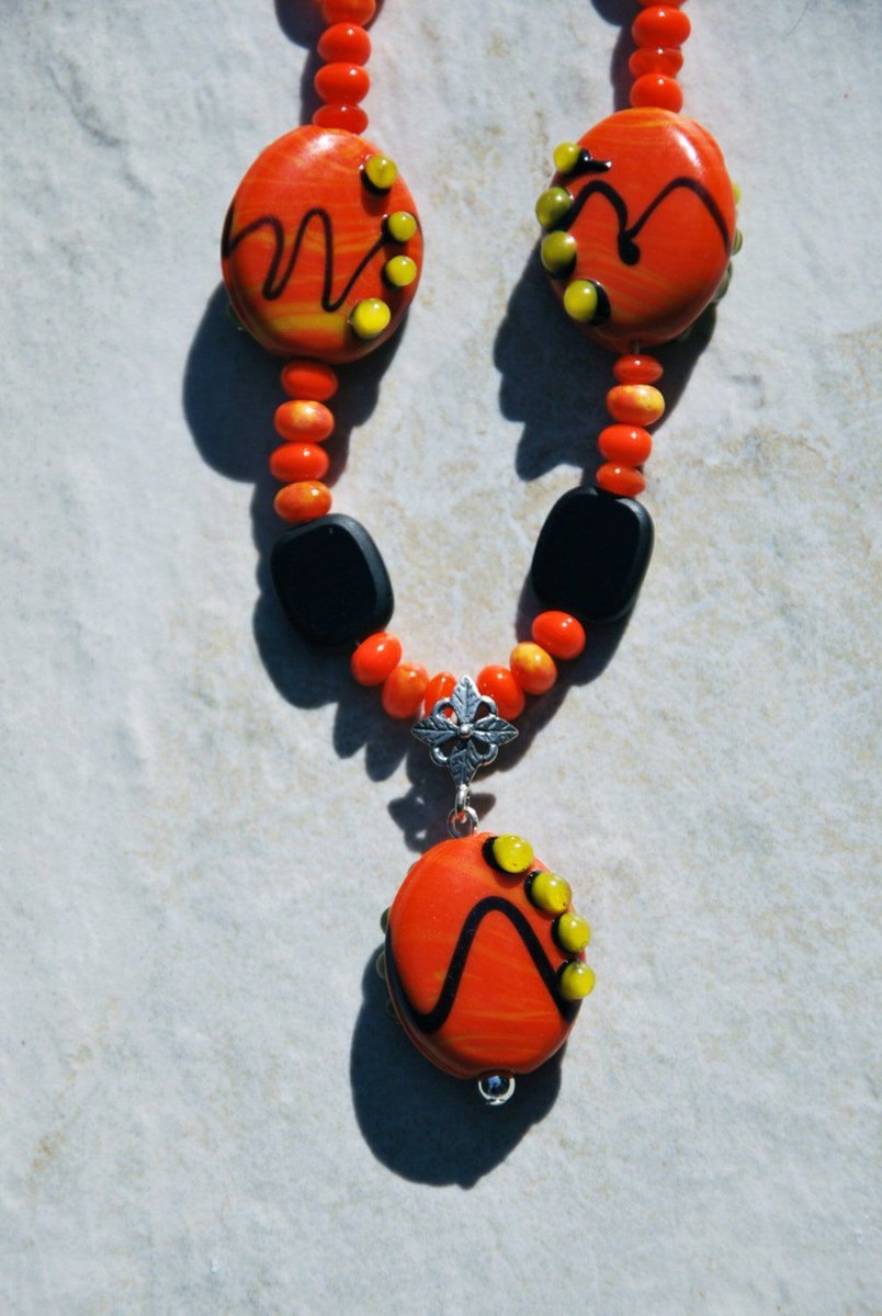 #Handmade #Czech #Glass #Coral #Necklace #Sterling #statementnecklace #Lampwork #beadnecklace @Etsy #Halloween #funky #EtsySeller #etsystore #etsygifts #handmadejewelry buff.ly/3sNrkZl