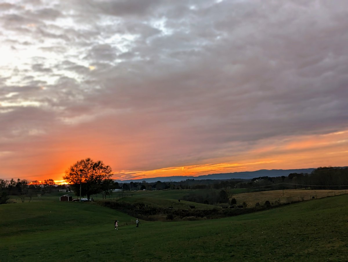 #sunset 🫶🏻🌄 #virginia #virginiaisforlovers #appalachianmountains #pixel7pro #teampixel