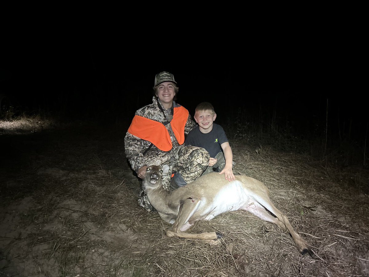 Brody getting it done! Super grateful for the influencers in his life!!🇺🇸🇺🇸😎🤟🤟