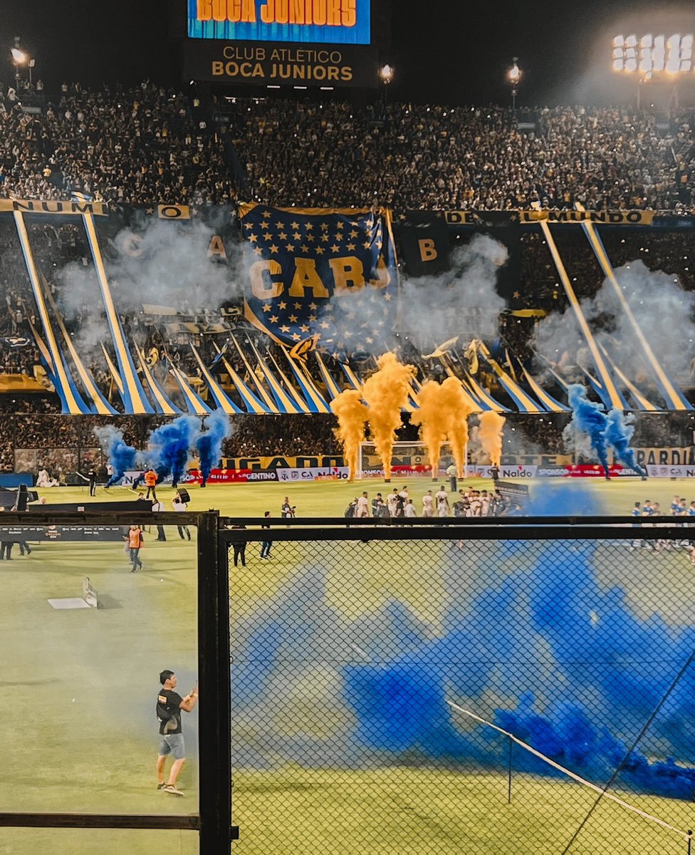 Aguante Boca, hijos de puta
