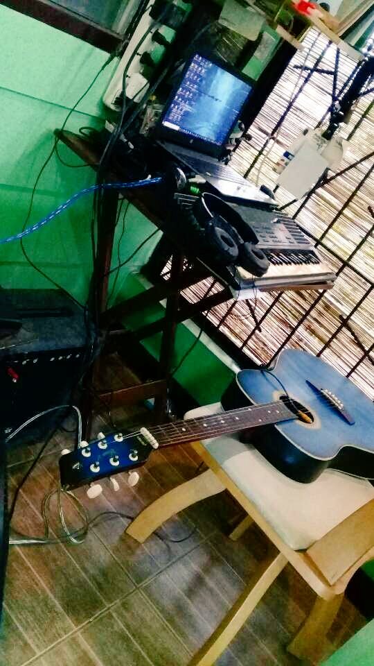 EllsonVery's tweet image. Its been past a couple of months of learning to record (trials and errors), but now at near completion of my first song with all heart in it (including a real mastering), that will be published soon on youtube (and bits of it on twitter as well)