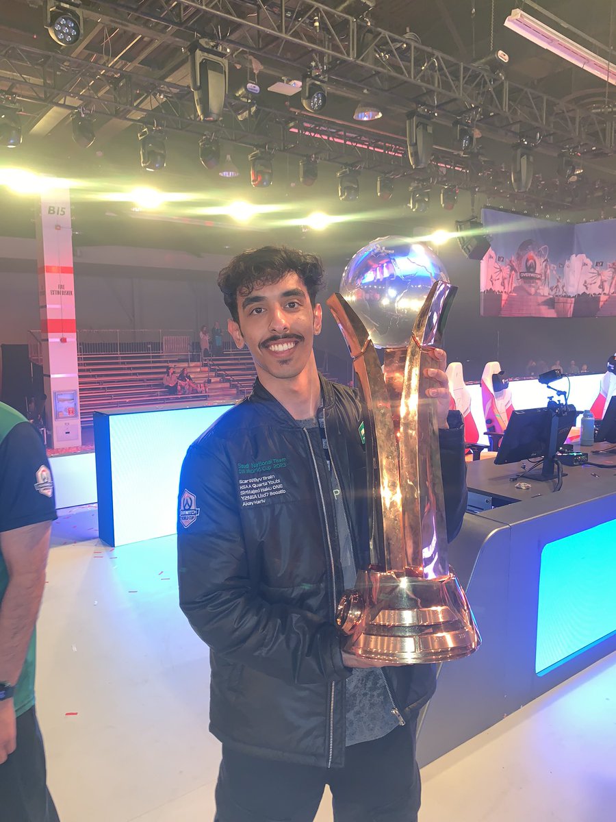 الحمد لله يارب، ايقاف قبل بداية البطولة بيوم وفضلنا ما نتكلم وندعم الشباب ولا نطلعهم من الجو، بيضوها وجابوا الكأس 🇸🇦🫡💚💚