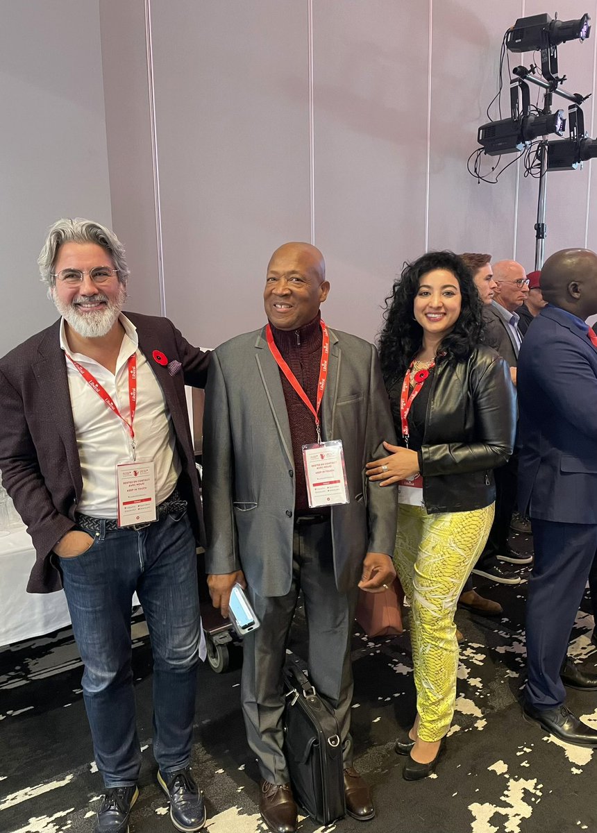 adhillonDLL's tweet photo. At the #LPCQ convention spending time with our volunteers and dedicated supporters. So far it has been an incredible weekend of informative workshops, meetings and discussions taking place on issues concerning all Canadians. https://t.co/mcjeq0ML1w