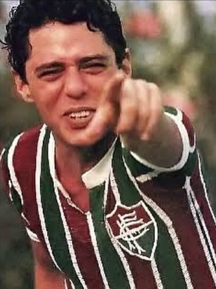 espilicuteee's tweet photo. Deve estar muito feliz uma hora dessas. #chicobuarque @FluminenseFC #Fluminense #Libertadores2023 #FLUxBOC https://t.co/yQeRKusfsQ