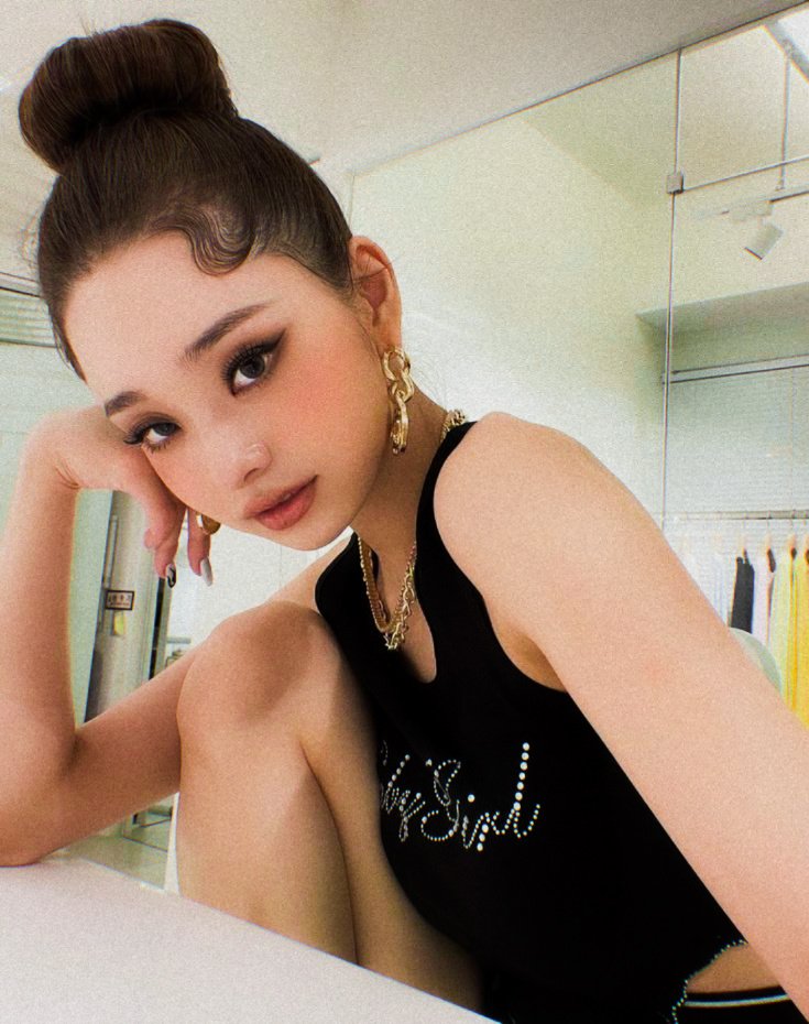 ᅟᅟ
ᅟᅟᅟ  𑄹٫🩰ִʾʾ𝅄 — Oi meus amores, estou tentando voltar a ativa aqui no RP, mas me sinto tão desanimada para estar presente aqui.

Não sinto mais aquela vontade de aparecer e interagir com todos pela timeline, mas estou tentando fazer o meu melhor.
ᅟᅟ
ᅟᅟ