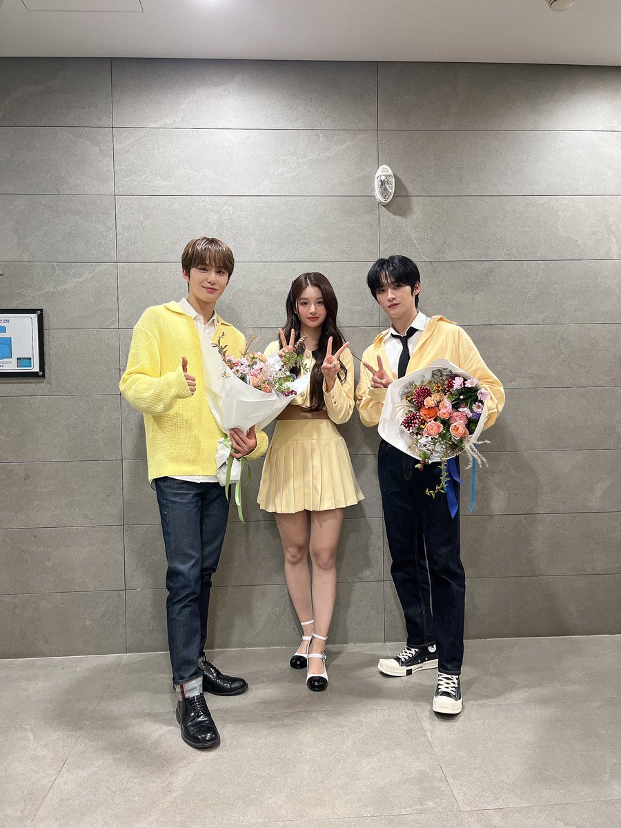 쇼! 음악중심 tweet media
