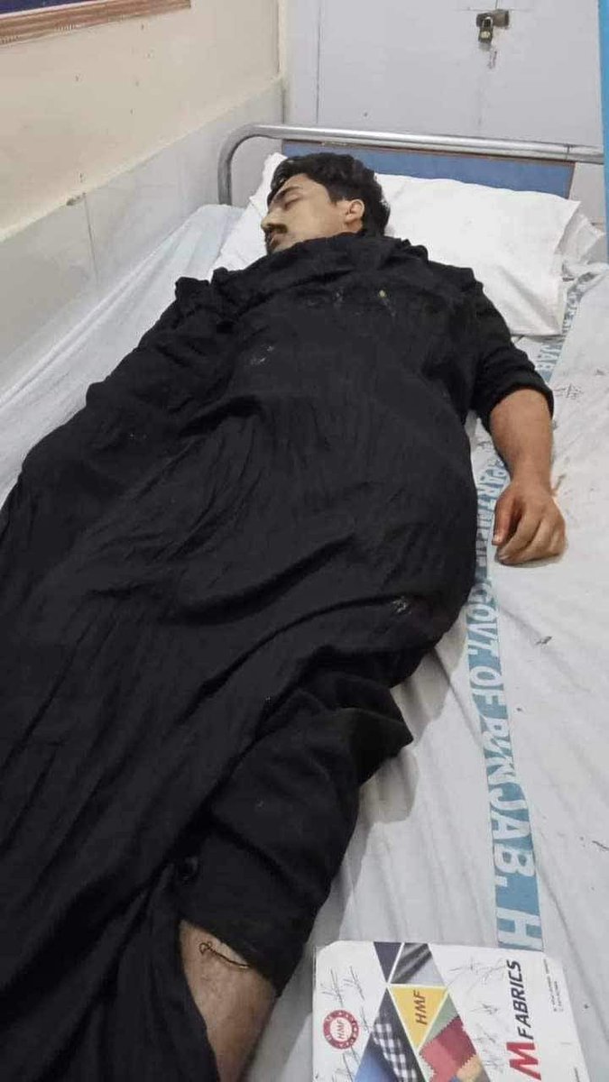 srashidrizvi's tweet photo. #Makhdoompur (#Khaniwal) Takfiri Terrorist Tahir Mughal Killed (shia) Umair Ali Zaidi S/O Zahid Hussain who was accused in the false blasphemy (Toheen e Sahaba) case Under 298A,
#Blasphemy
#ShiaLivesMatter
#ShiaPersecution https://t.co/GsUz5VBoki